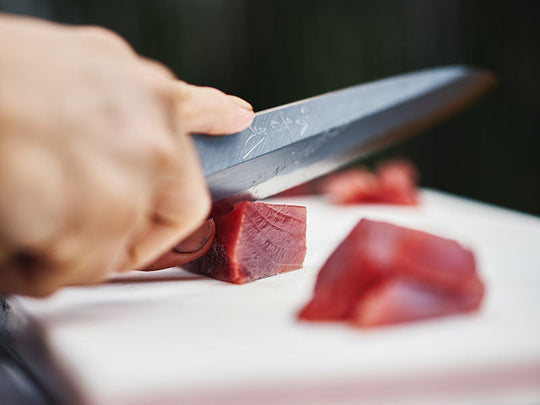 Sashimi & Yanagiba Knife Guide: Perfecting Fish Slicing