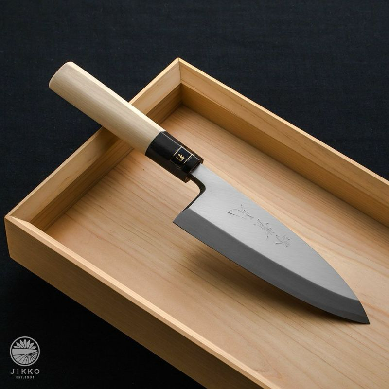 What Is a Deba Knife? Features, Uses, and How to Choose